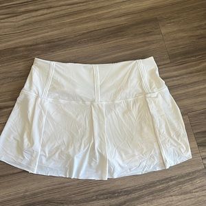 Lululemon White Skort Size 10